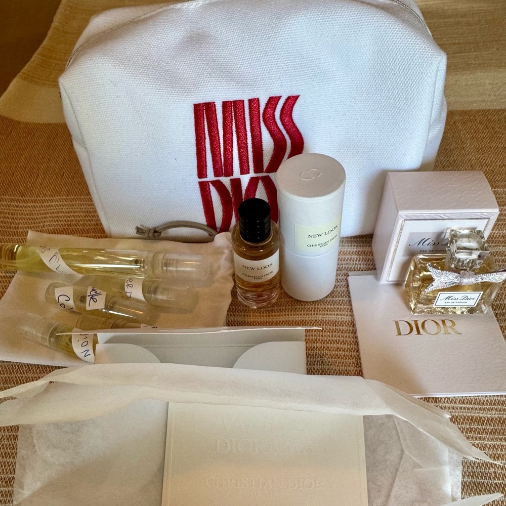 Dior Miss Dior White and Pink Travel Collection - Picture 4 of 6